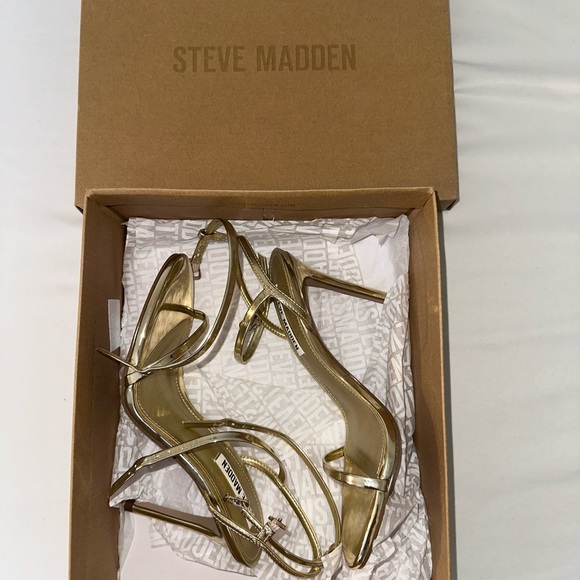 Steve Madden Metallic Gold Strappy Heels - Picture 2 of 7